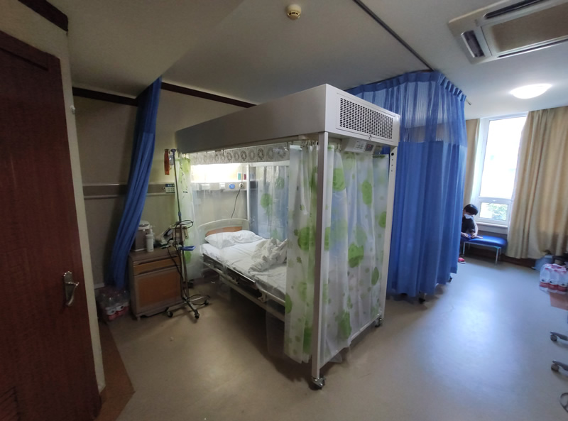 手術(shù)床與層流的方向